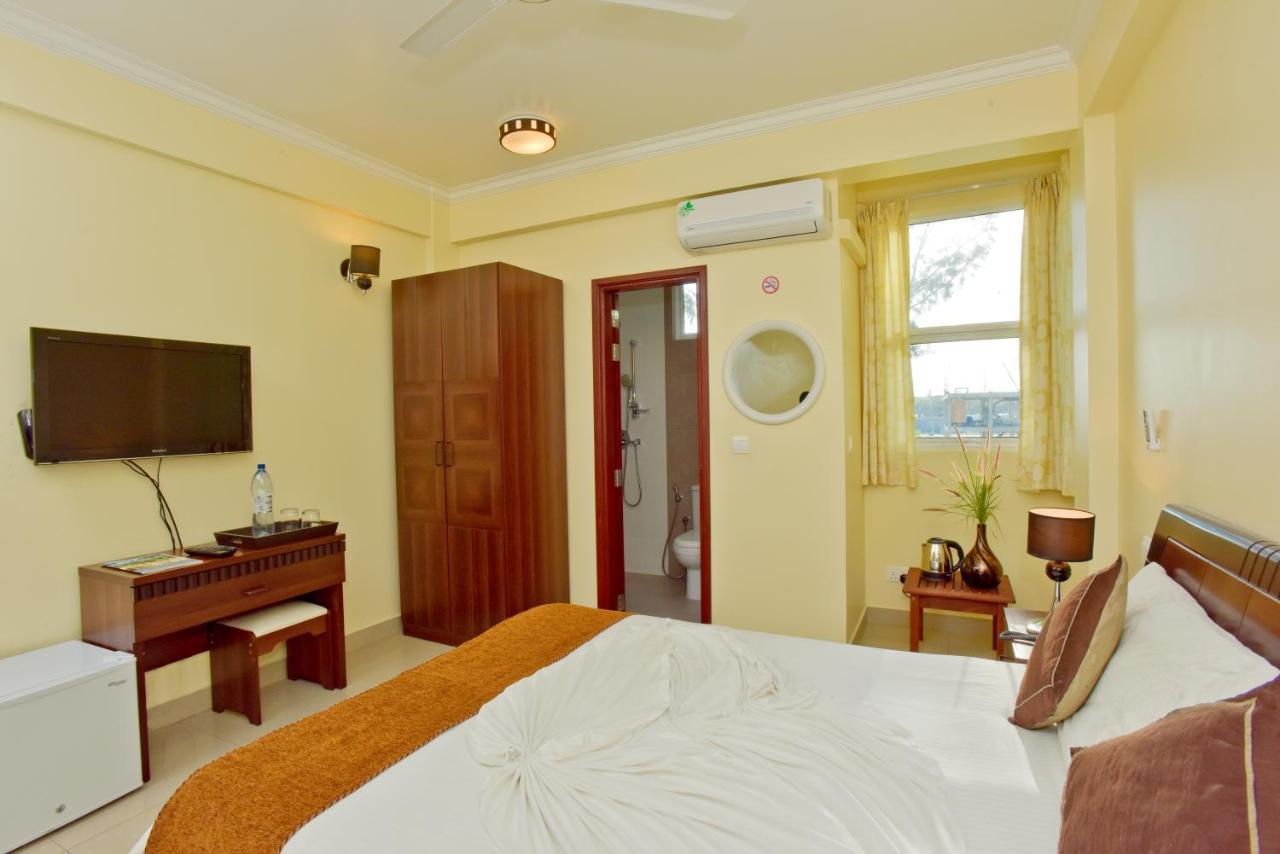 Crystal Beach Inn Malé Dış mekan fotoğraf