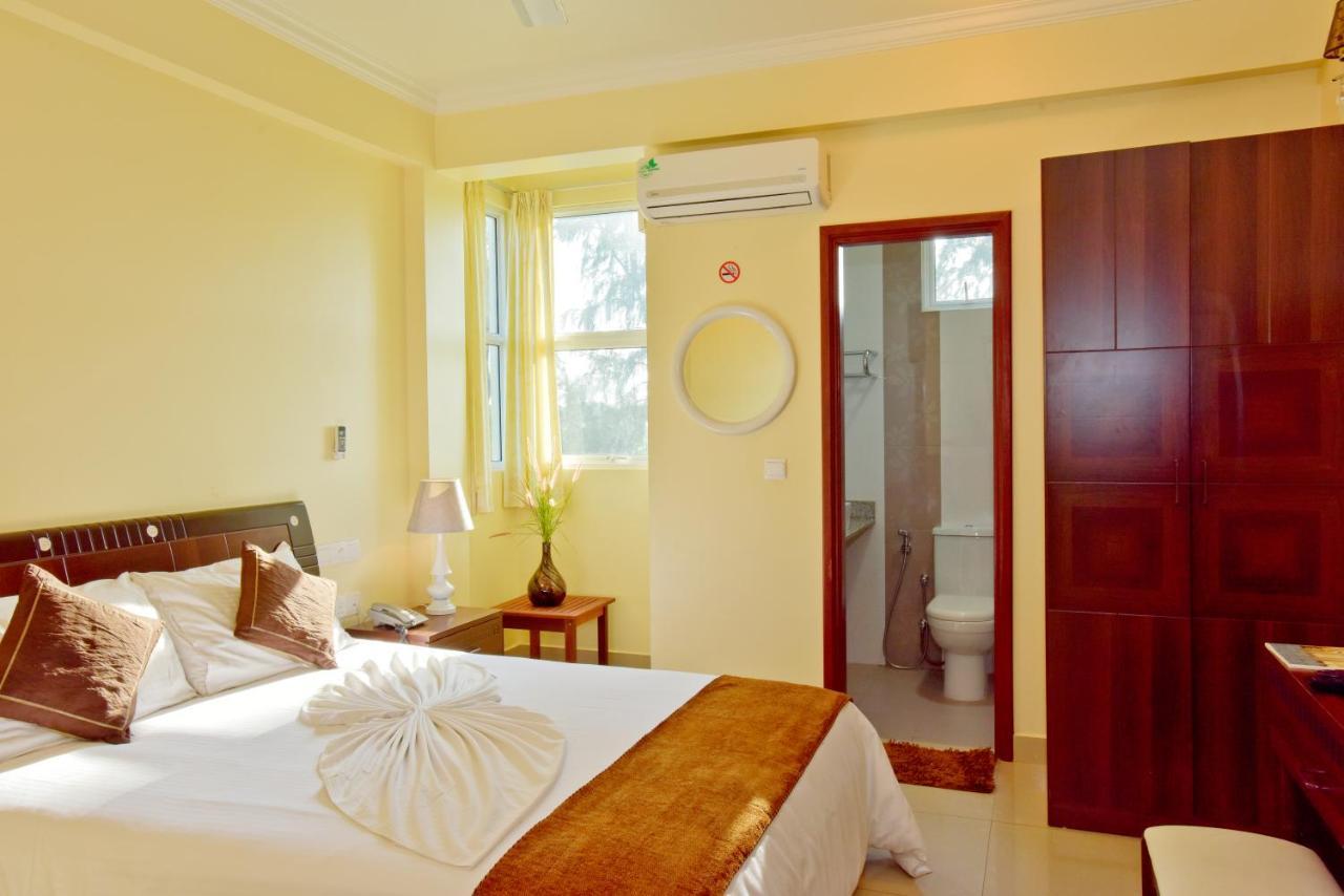 Crystal Beach Inn Malé Dış mekan fotoğraf